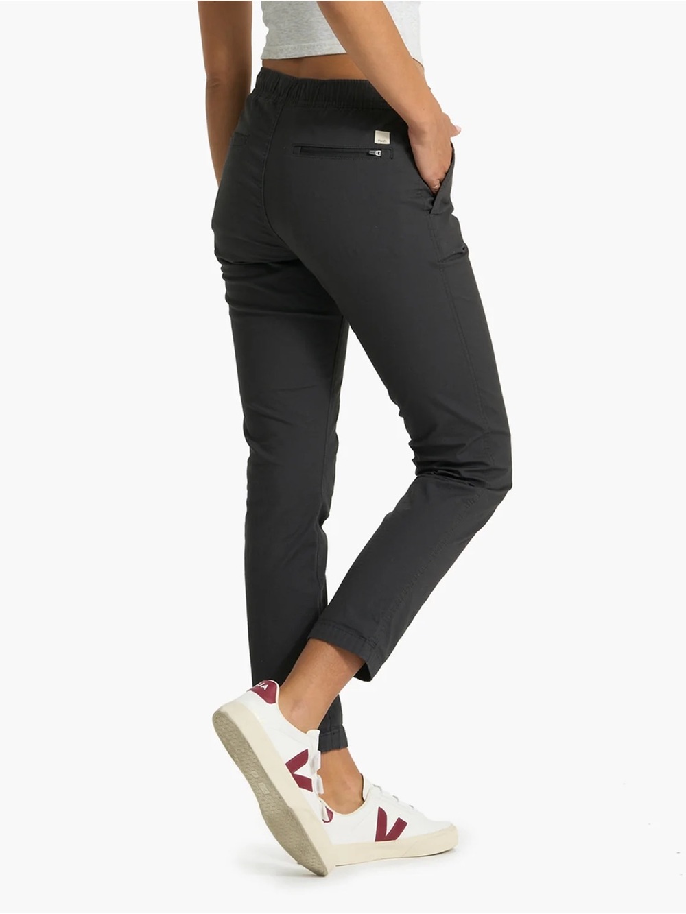Vuori Women's Ripstop Pant in Charcoal